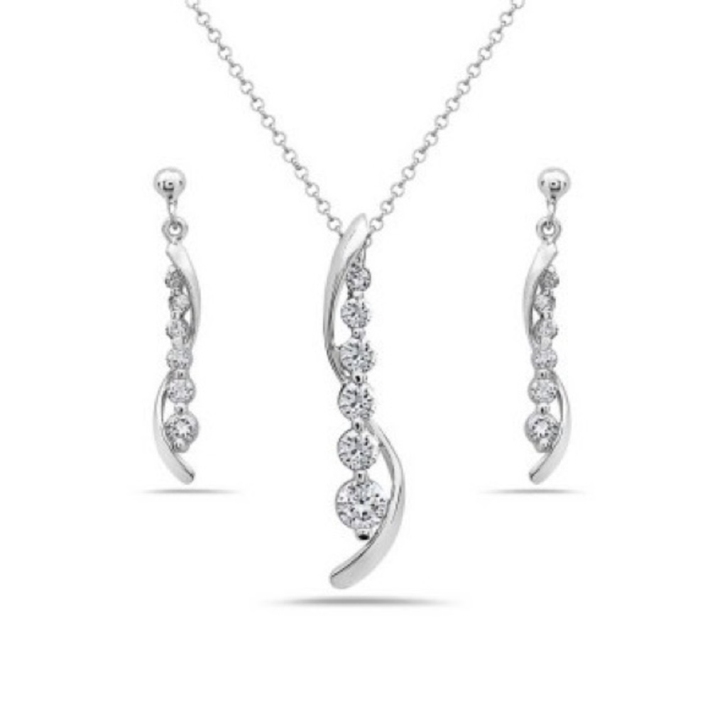 Sterling silver set of earrings and necklace